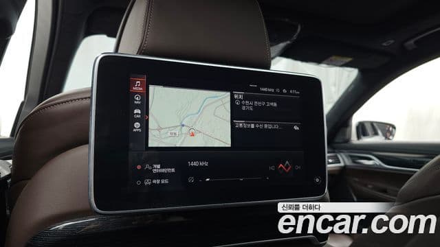 BMW 7 Series 2021 — ფოტო 17/20