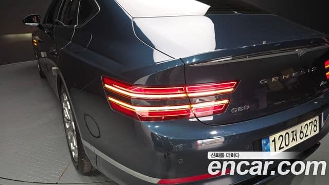 Genesis G80 2021 — Şəkil 34/35