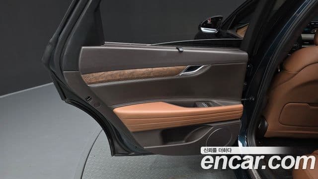 Genesis G80 2021 — Şəkil 10/35
