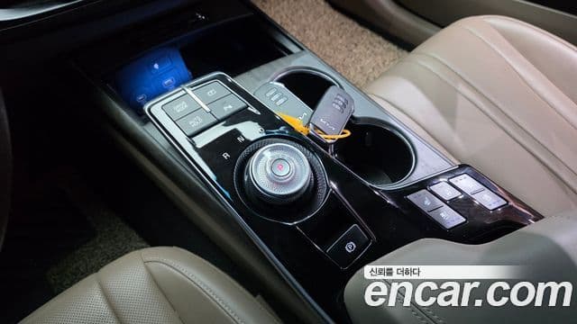 Kia K8 2024 — ფოტო 7/20