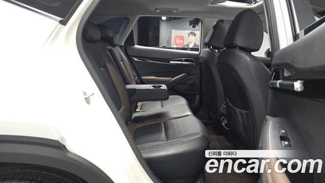 Kia Seltos 2022 — Şəkil 12/20