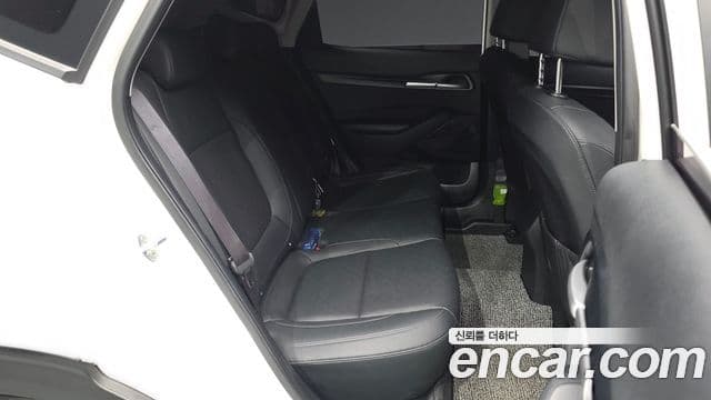 Kia Seltos 2021 — Şəkil 12/20