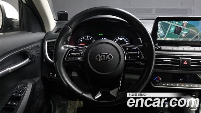 Kia Seltos 2021 — Şəkil 13/20