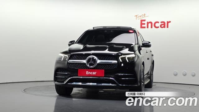 Mercedes-Benz GLE-Class 2021 — ფოტო 3/20