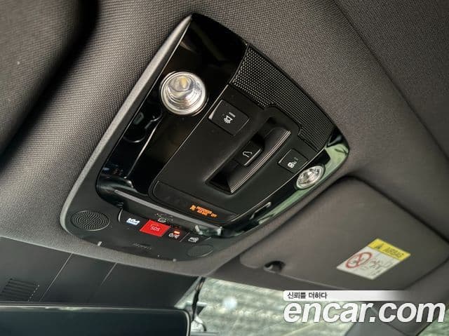 Kia K5 2021 — ფოტო 15/18