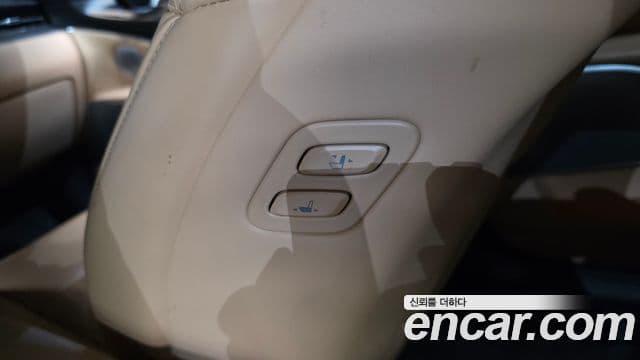 Kia The K9 2021 — Photo 28/32