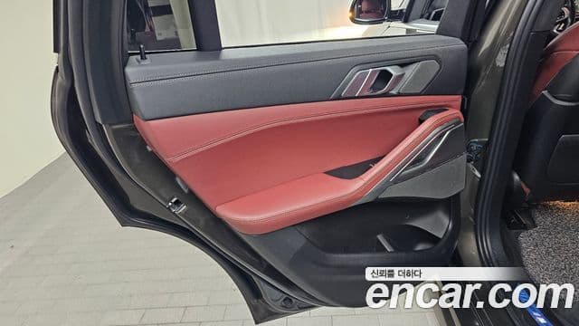 BMW X6 2021 — Photo 6/33