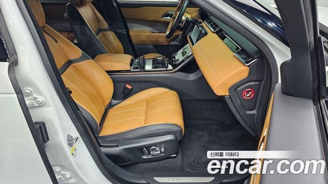 Land Rover Range Rover Velar 2019 — Photo 15/36