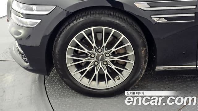 Genesis Electrified G80 2022 — ფოტო 5/20