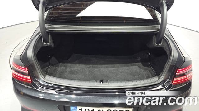 Genesis Electrified G80 2022 — ფოტო 16/20