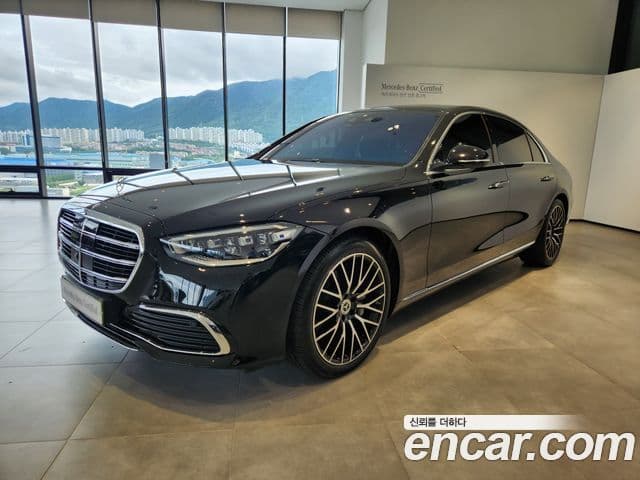 Mercedes-Benz S-Class 2025 — ფოტო 10/20