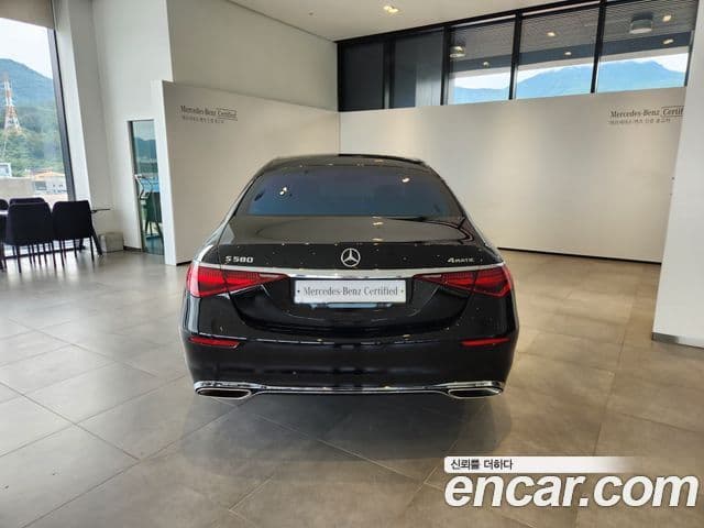 Mercedes-Benz S-Class 2025 — ფოტო 6/20