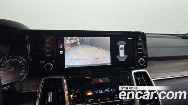 Kia Sorento 2020 — Фото 14/20