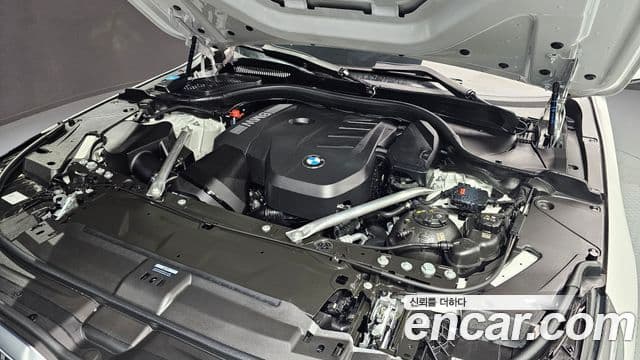 BMW 5 Series 2024 — ფოტო 6/20