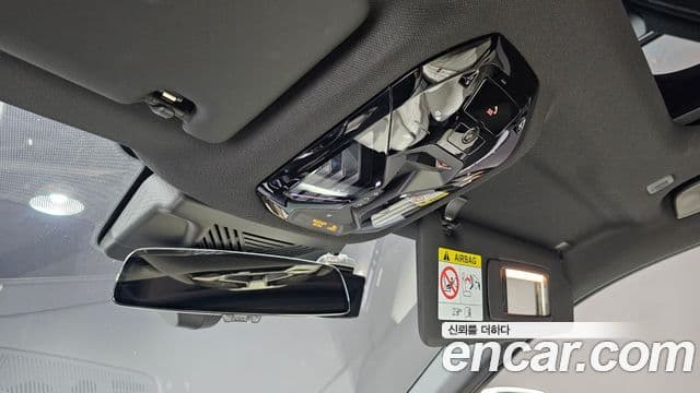 BMW 5 Series 2024 — ფოტო 17/20