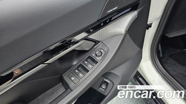 BMW 5 Series 2024 — ფოტო 20/20