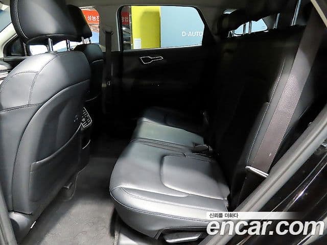 Kia Sportage 2021 — ფოტო 6/20