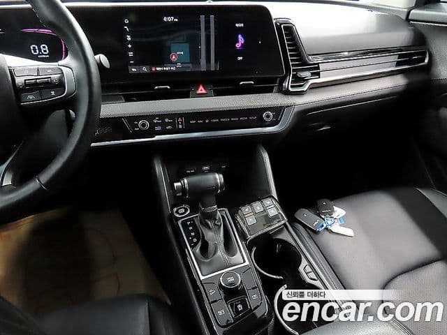 Kia Sportage 2021 — ფოტო 11/20