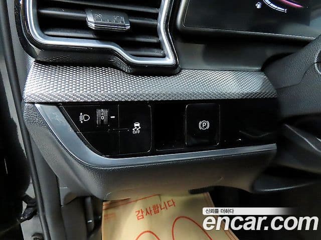 Kia Sportage 2021 — ფოტო 15/20