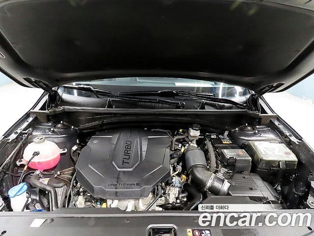 Kia Sportage 2021 — ფოტო 19/20
