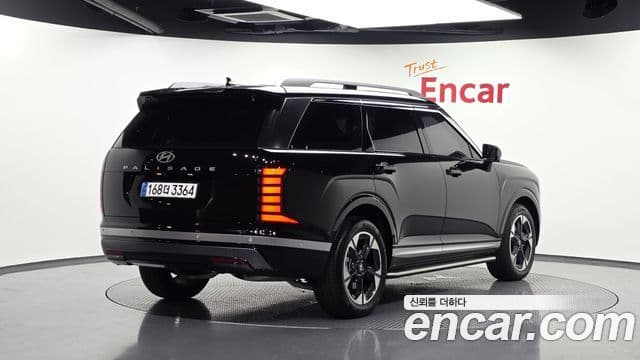 Hyundai Palisade 2025 — ფოტო 2/20