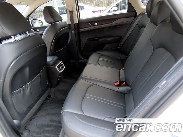 Kia K5 2022 — фото 5 из 19