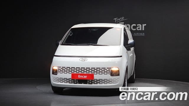Hyundai Staria 2022 — Фото 3/20