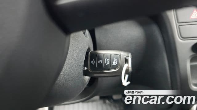 Hyundai Staria 2022 — Фото 19/20