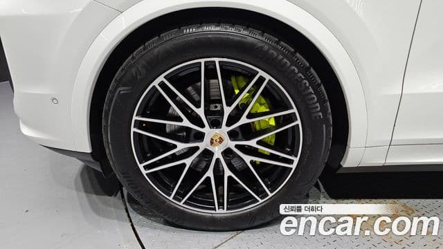 Porsche Cayenne 2024 — Şəkil 5/20