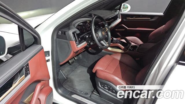 Porsche Cayenne 2024 — Şəkil 10/20