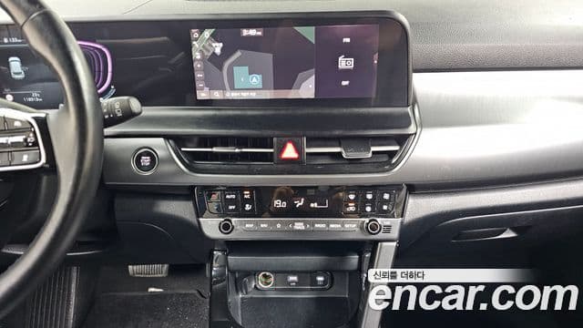 Kia Seltos 2024 — Şəkil 13/20