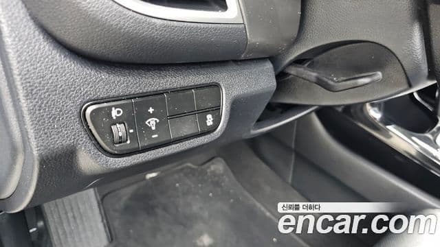 Kia Seltos 2024 — Şəkil 17/20