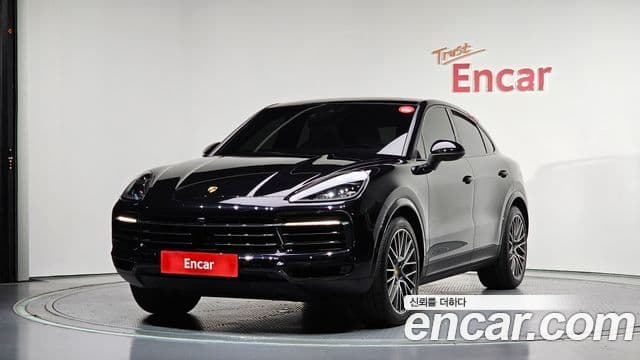 Porsche Cayenne 2021 — Фото 1/20