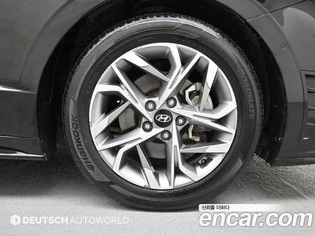 Hyundai Sonata 2022 — ფოტო 4/20