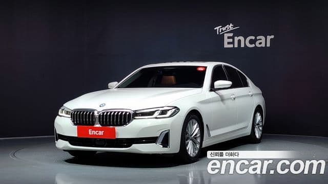 BMW 5 Series 2021 — Şəkil 1/20