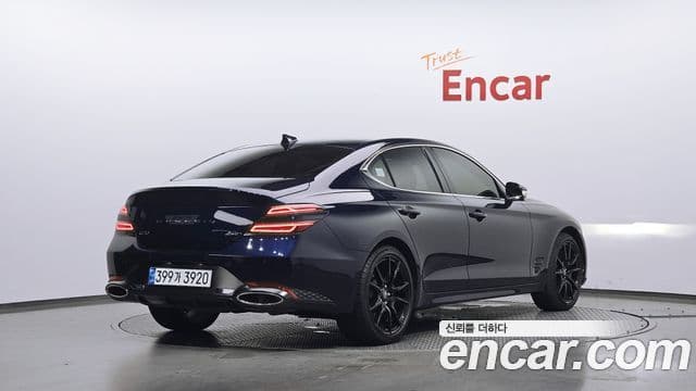 Genesis G70 2021 — ფოტო 2/20