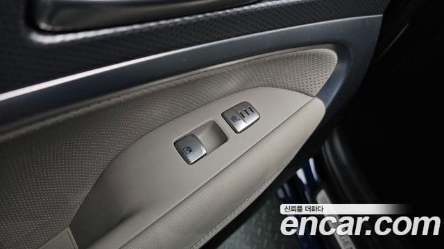 Genesis G70 2021 — ფოტო 20/20