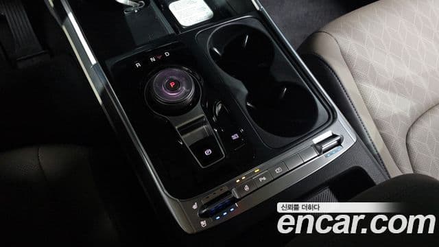 Kia Carnival 2025 — ფოტო 9/20