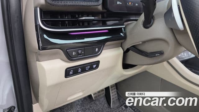 Kia Carnival 2024 — Photo 24/35
