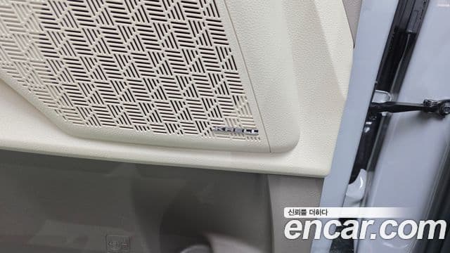 Kia Carnival 2024 — Photo 12/35