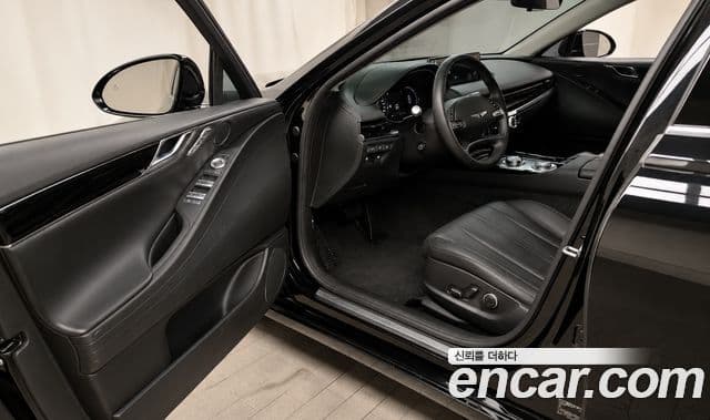 Genesis Electrified G80 2022 — Şəkil 8/20