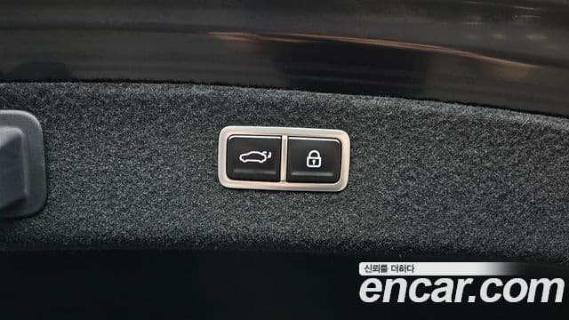Genesis Electrified G80 2022 — Şəkil 16/20