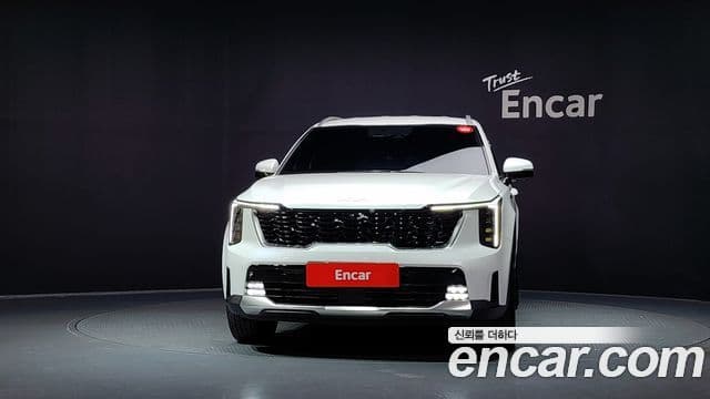 Kia Sorento 2023 — ფოტო 3/20