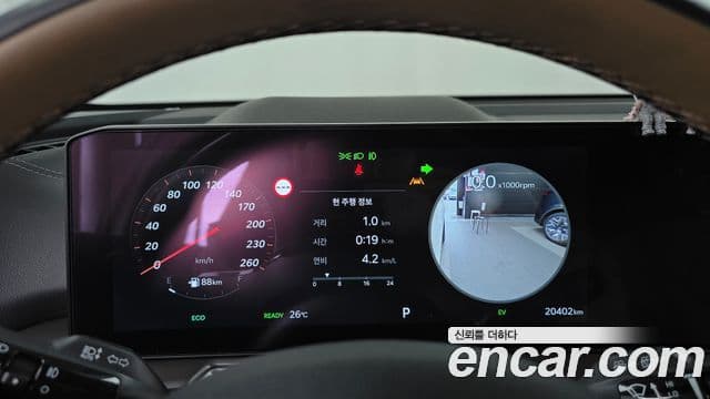 Kia Sorento 2023 — ფოტო 8/20