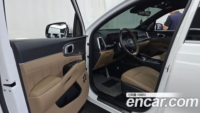 Kia Sorento 2023 — ფოტო 10/20