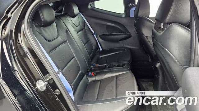 Hyundai Veloster 2021 — Фото 11/20