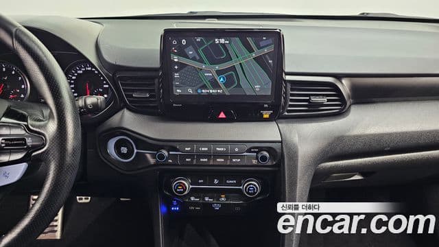 Hyundai Veloster 2021 — Фото 13/20