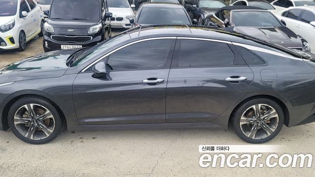 Kia K5 2021 — ფოტო 11/20