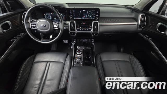 Kia Sorento 2021 — Фото 7/20