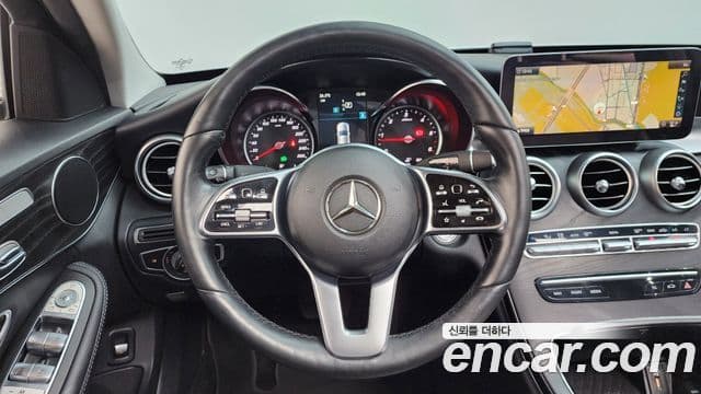 Mercedes-Benz C-Class 2019 — Фото 12/20